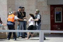 Israel gunman shoots 4 dead at bank, kills self