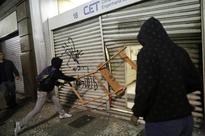 Second night of protests in Brazil against spending, corruption