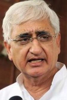 Khurshid arrives in Saudi; 'Nitaqat', terror to be discussed