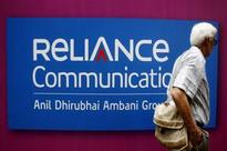 Foreign investors buy RComm June futures
