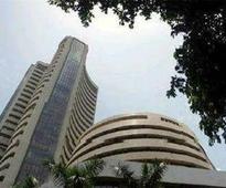 Sensex fails to maintain early gains